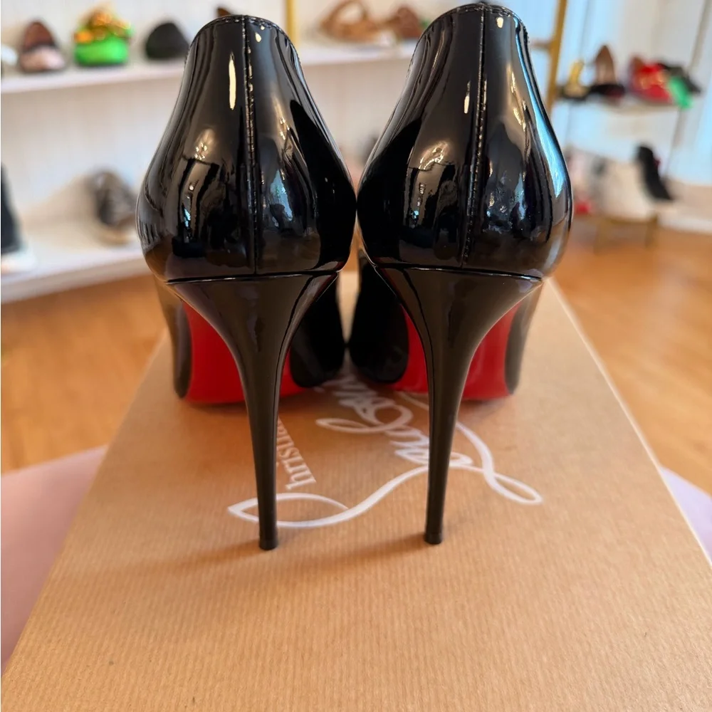 Christian Louboutin Hot Chick Patent 100 - Picture 4 of 8
